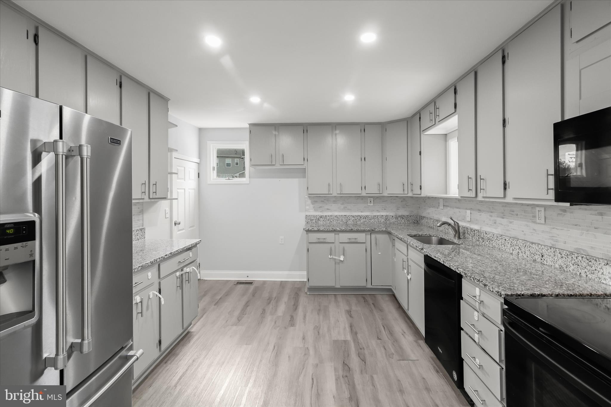 338 Back River Neck Road Essex, MD 21221 - Photo 22 of 66 Kitchen