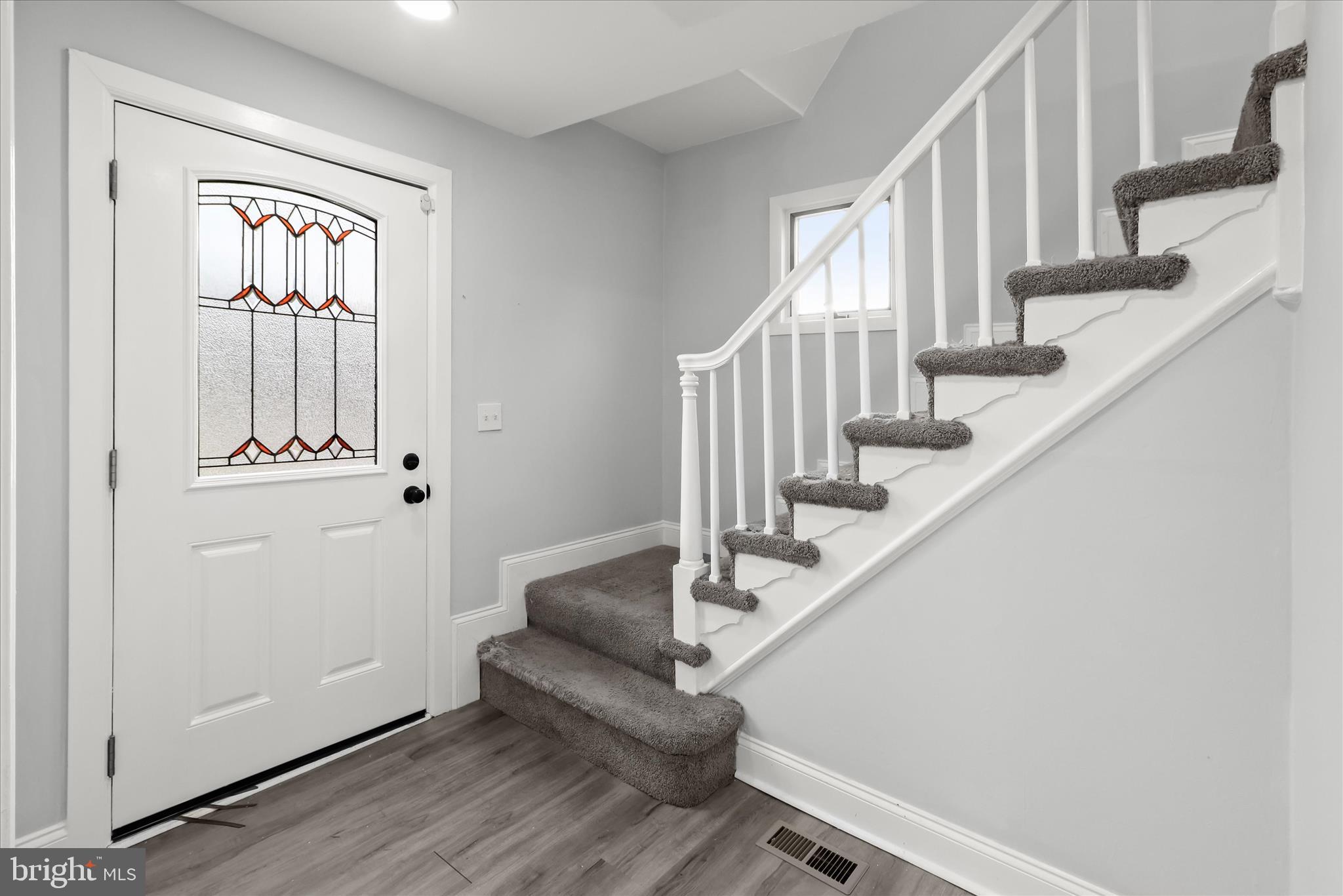 338 Back River Neck Road Essex, MD 21221 - Photo 3 of 66 Foyer