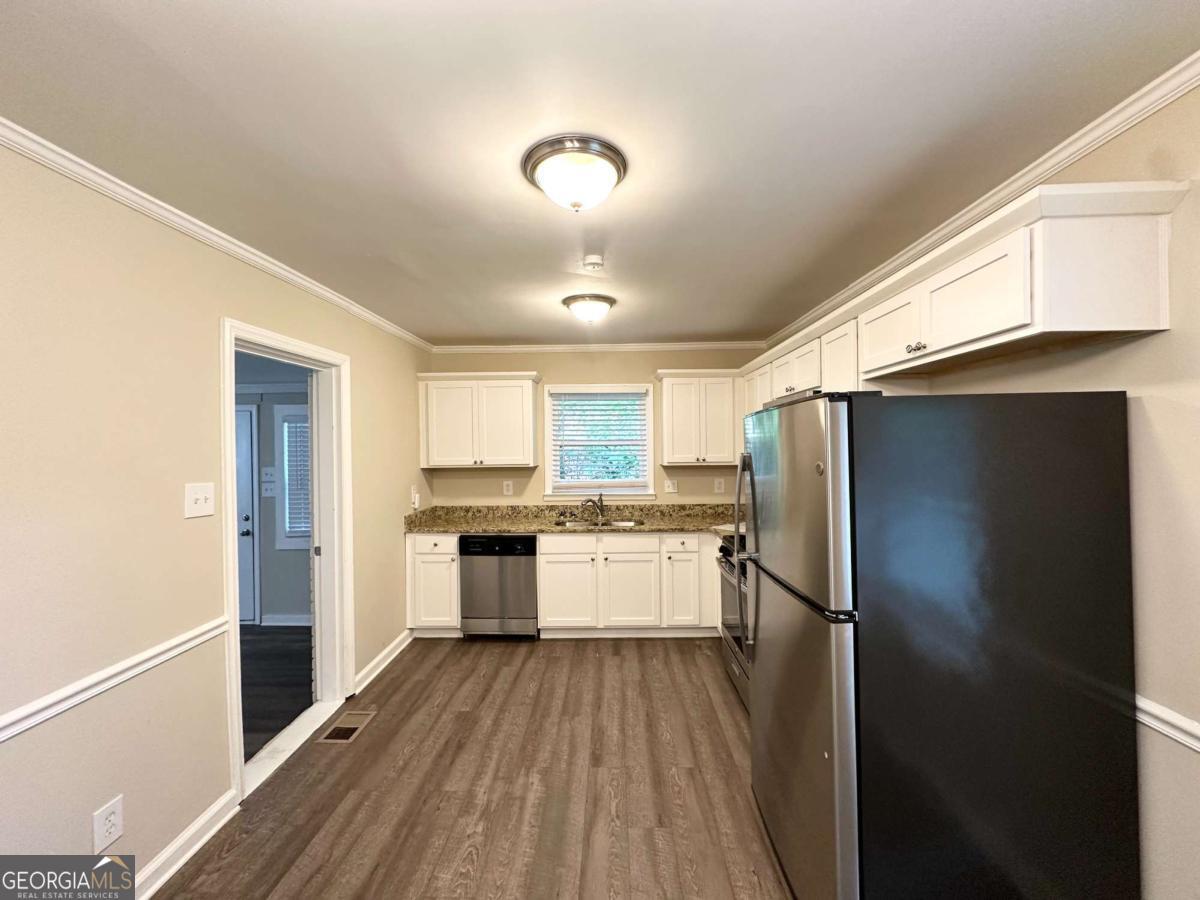 3115 Pinehill Drive Decatur, GA 30032 - Photo 3 of 15