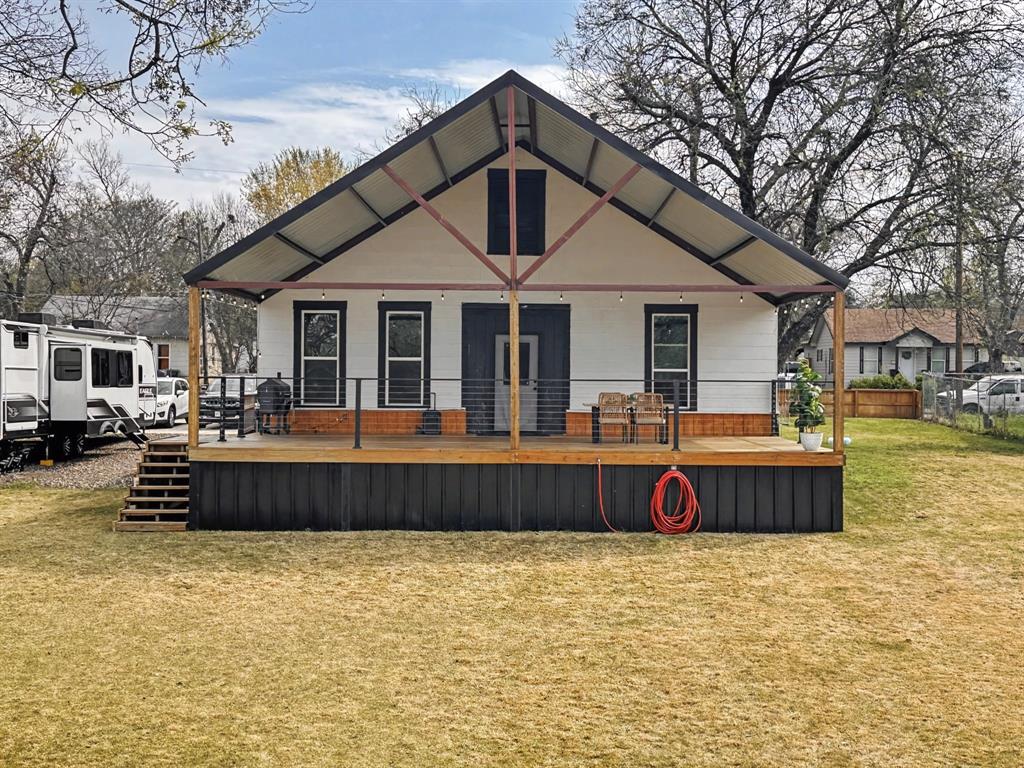 1517 Cumberland Avenue Waco, TX 76708 - Photo 23 of 30 a front view of house with yard