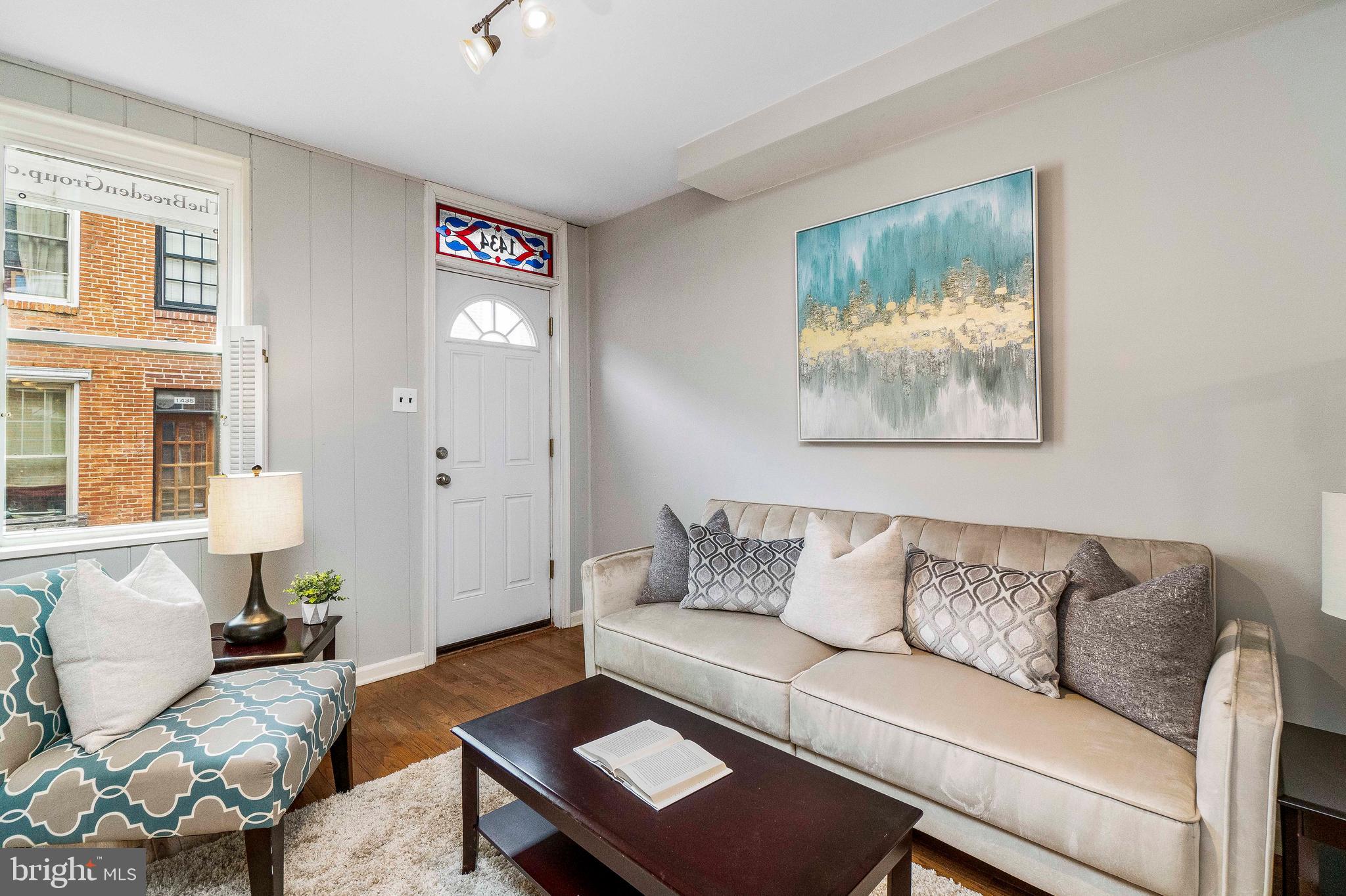 1434 Cooksie Street Baltimore, MD 21230 - Photo 2 of 30 Living Room