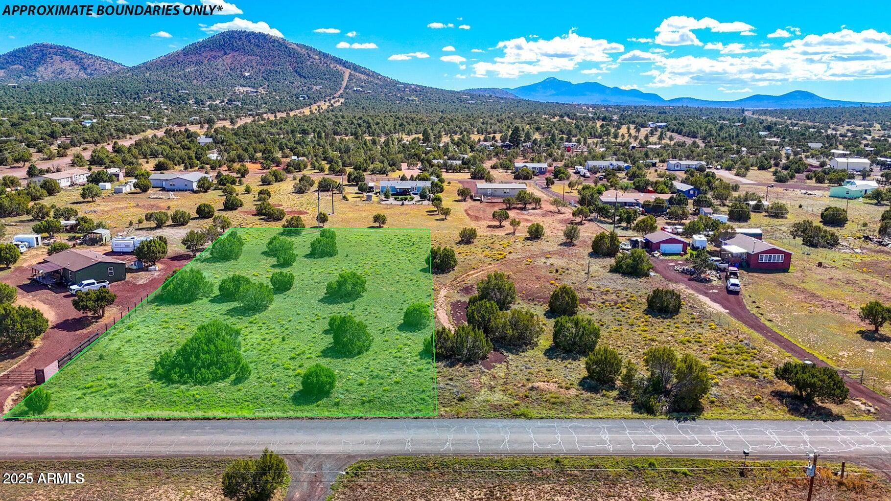 890-908 Hoctor Road Williams, AZ 86046 - Photo 3 of 17 a view of a city