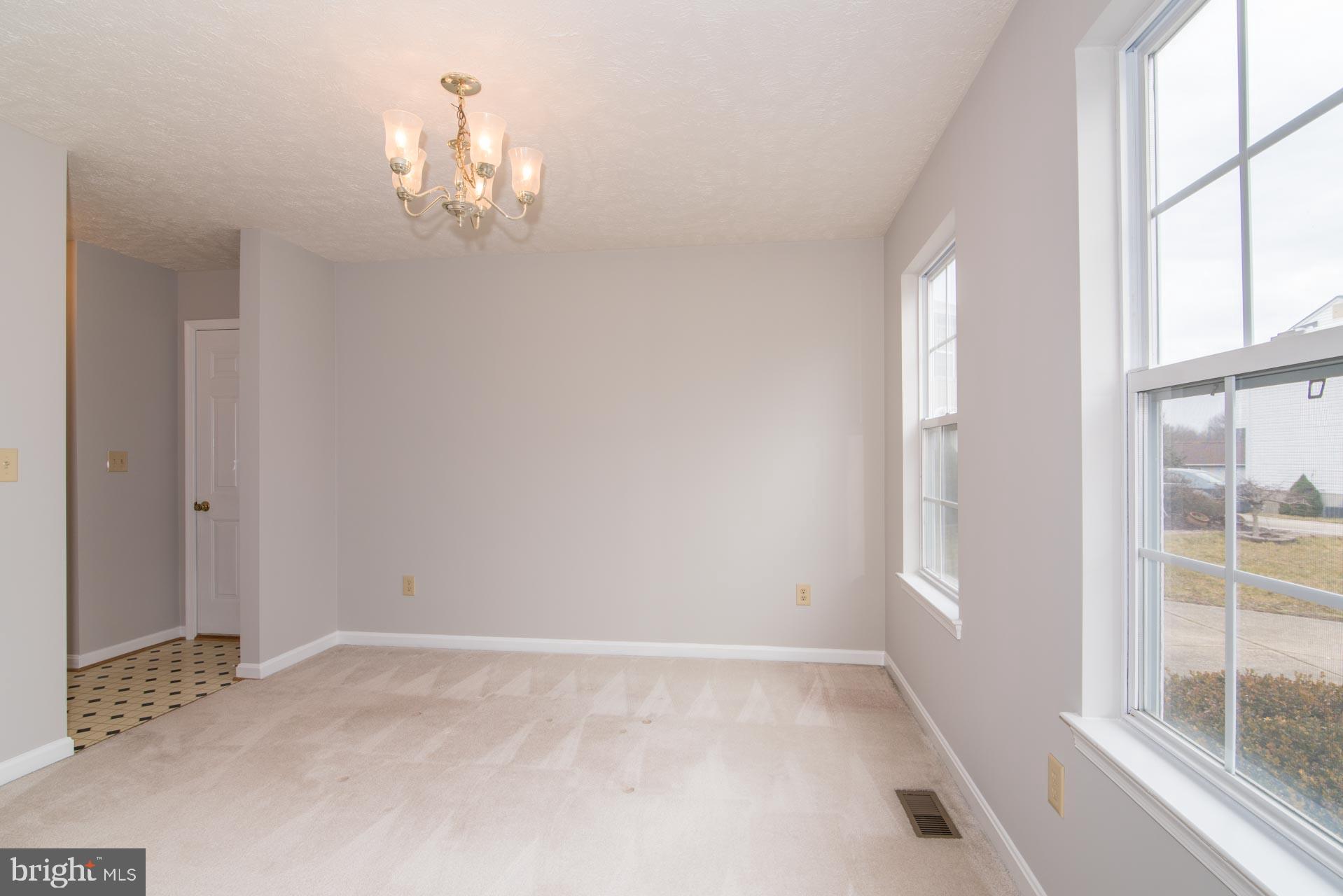 7690 Early Spring Way Severn, MD 21144 - Photo 8 of 46 Gallery Image 8
