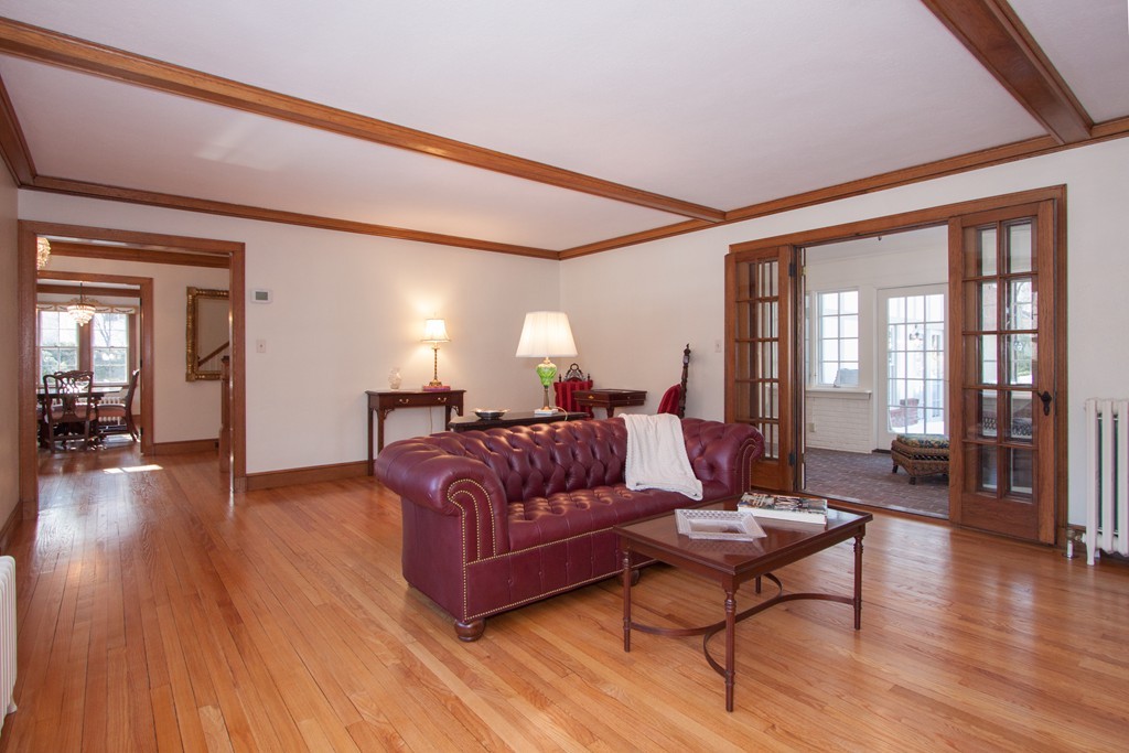 222 Farmington Road Longmeadow, MA 01106 - Photo 5 of 30 Gallery Image 5
