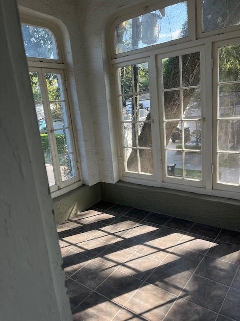 7817 Maple Street, Unit UPPR New Orleans, LA 70118 - Photo 4 of 19