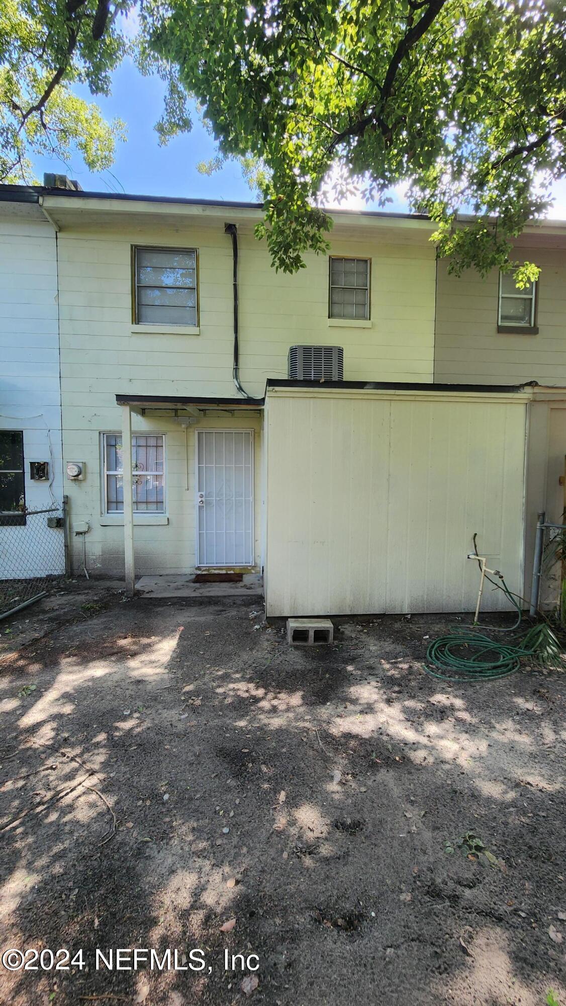 4415 Moncrief Road West Jacksonville, FL 32209 - Photo 3 of 21 Back of the House