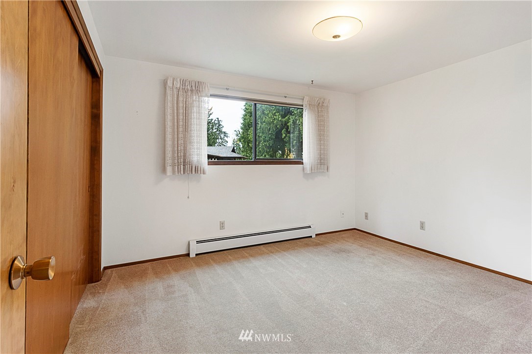 25644 Lake Fenwick Road Kent, WA 98032 - Photo 20 of 36 Gallery Image 20