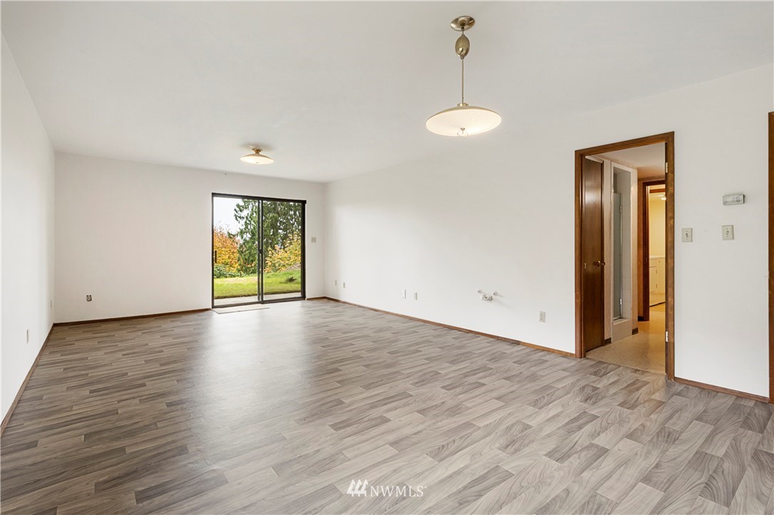 25644 Lake Fenwick Road Kent, WA 98032 - Photo 28 of 36 Gallery Image 28