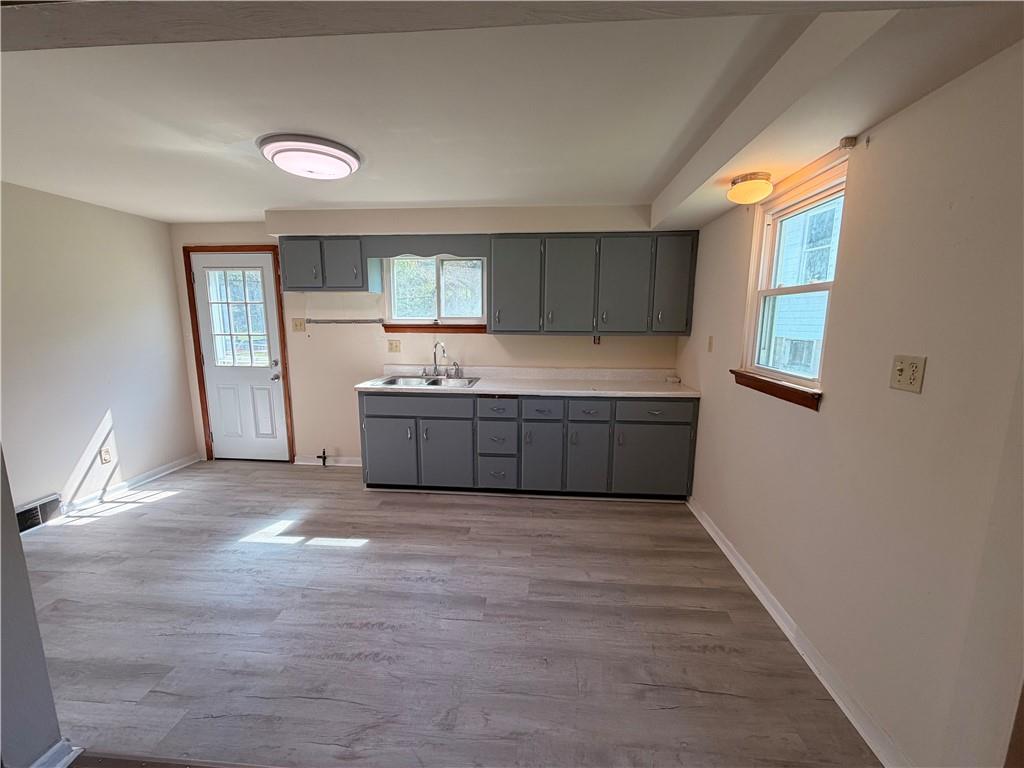 142 Community Park Road Freeport, PA 16229 - Photo 5 of 22
