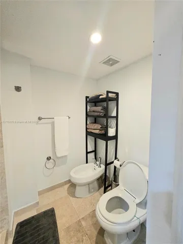 $4,900 | 1717 North Bayshore Drive, Unit B4141, Miami, FL 33132