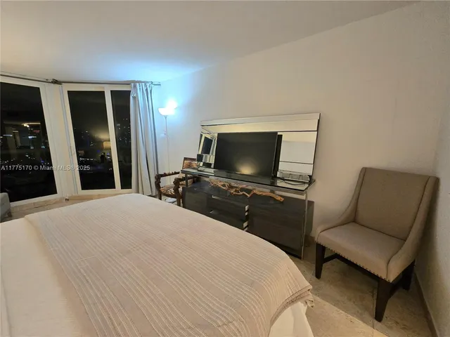 $4,900 | 1717 North Bayshore Drive, Unit B4141, Miami, FL 33132