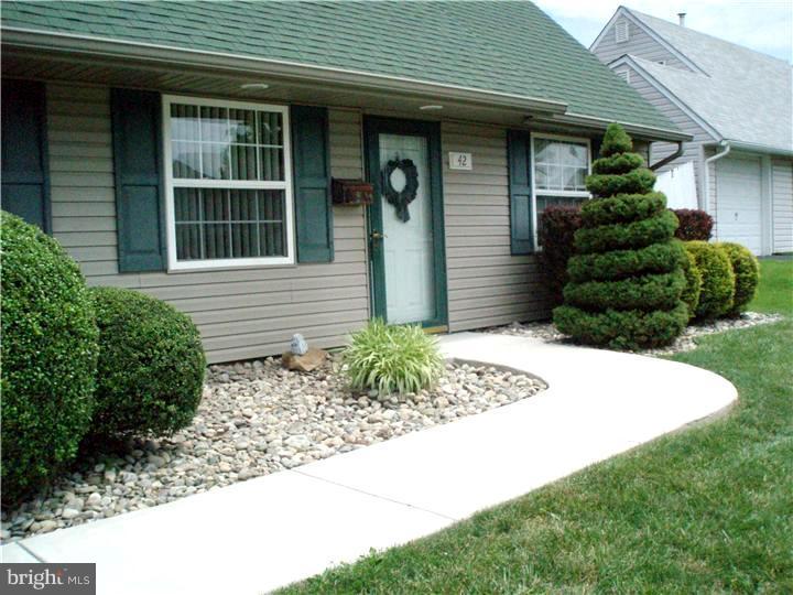 42 Margin Road Levittown, PA 19056 - Photo 2 of 24 Exterior Front