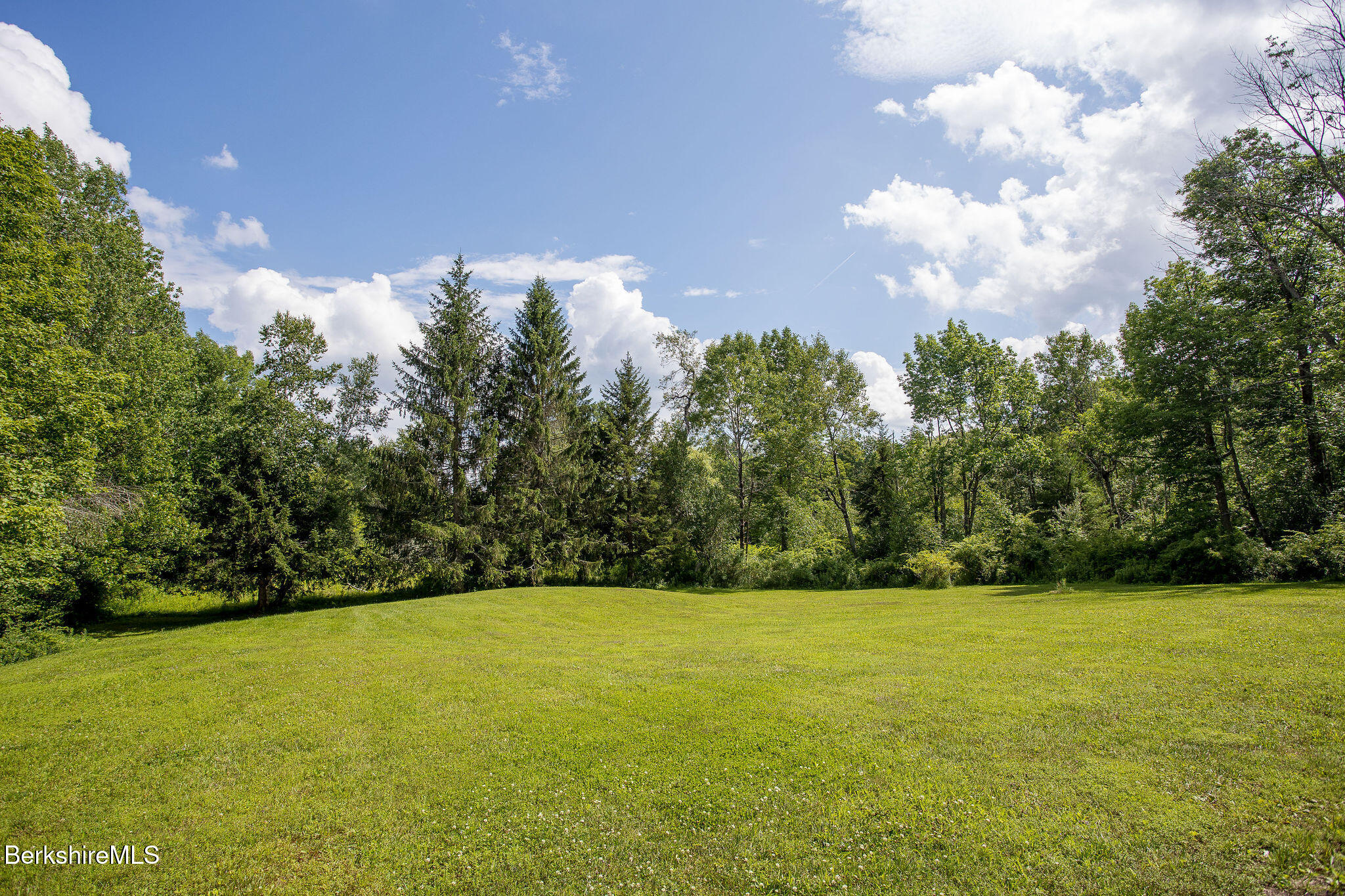 235 McNerney Road Becket, MA 01223 - Photo 6 of 43 private yard