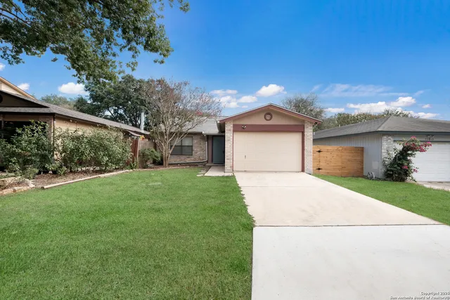 $1,500 | 15414 Legend Springs Drive, San Antonio, TX 78247