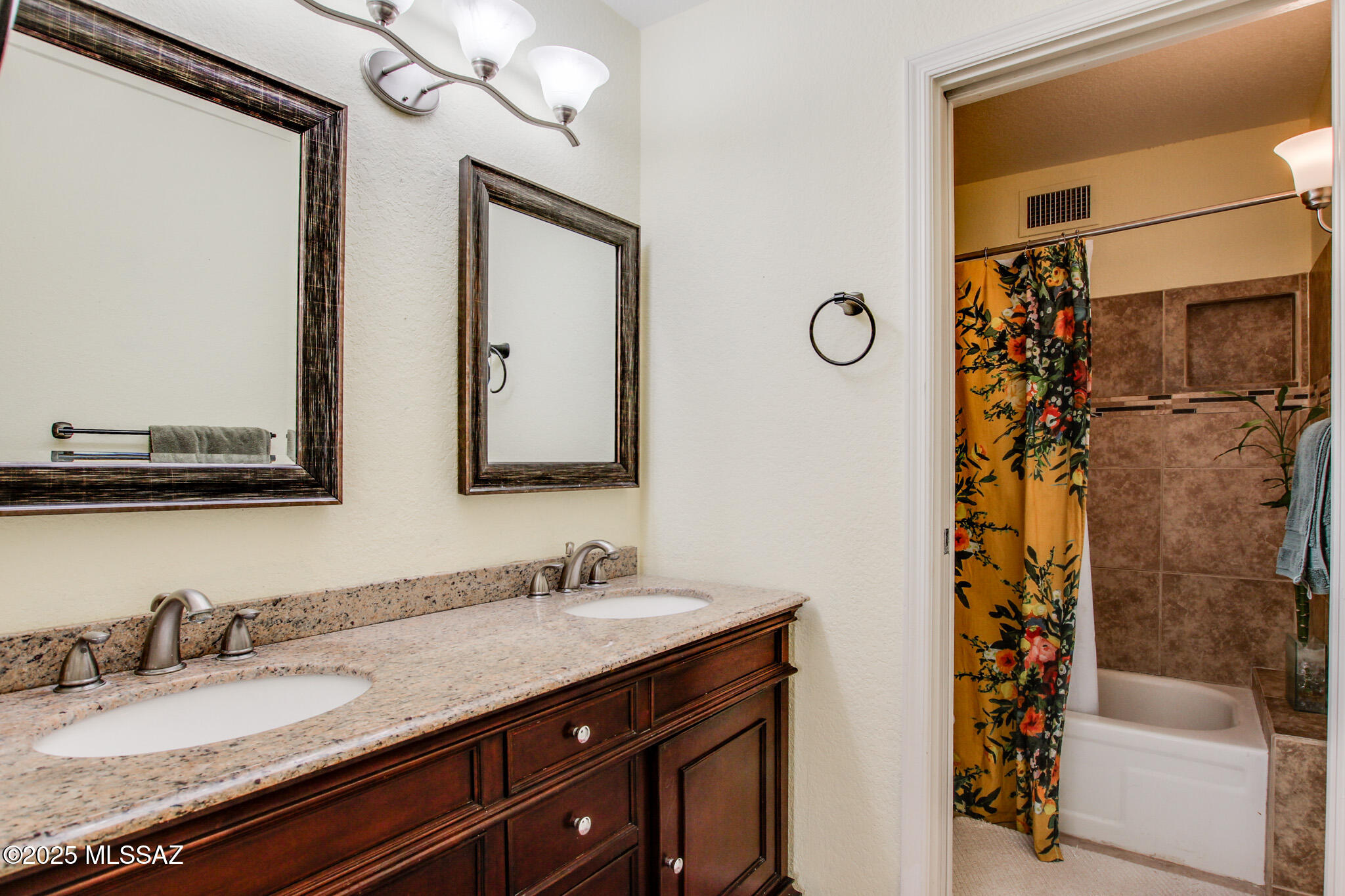 8271 North Oracle Road, Unit 252 Tucson, AZ 85704 - Photo 16 of 33 Gallery Image 16