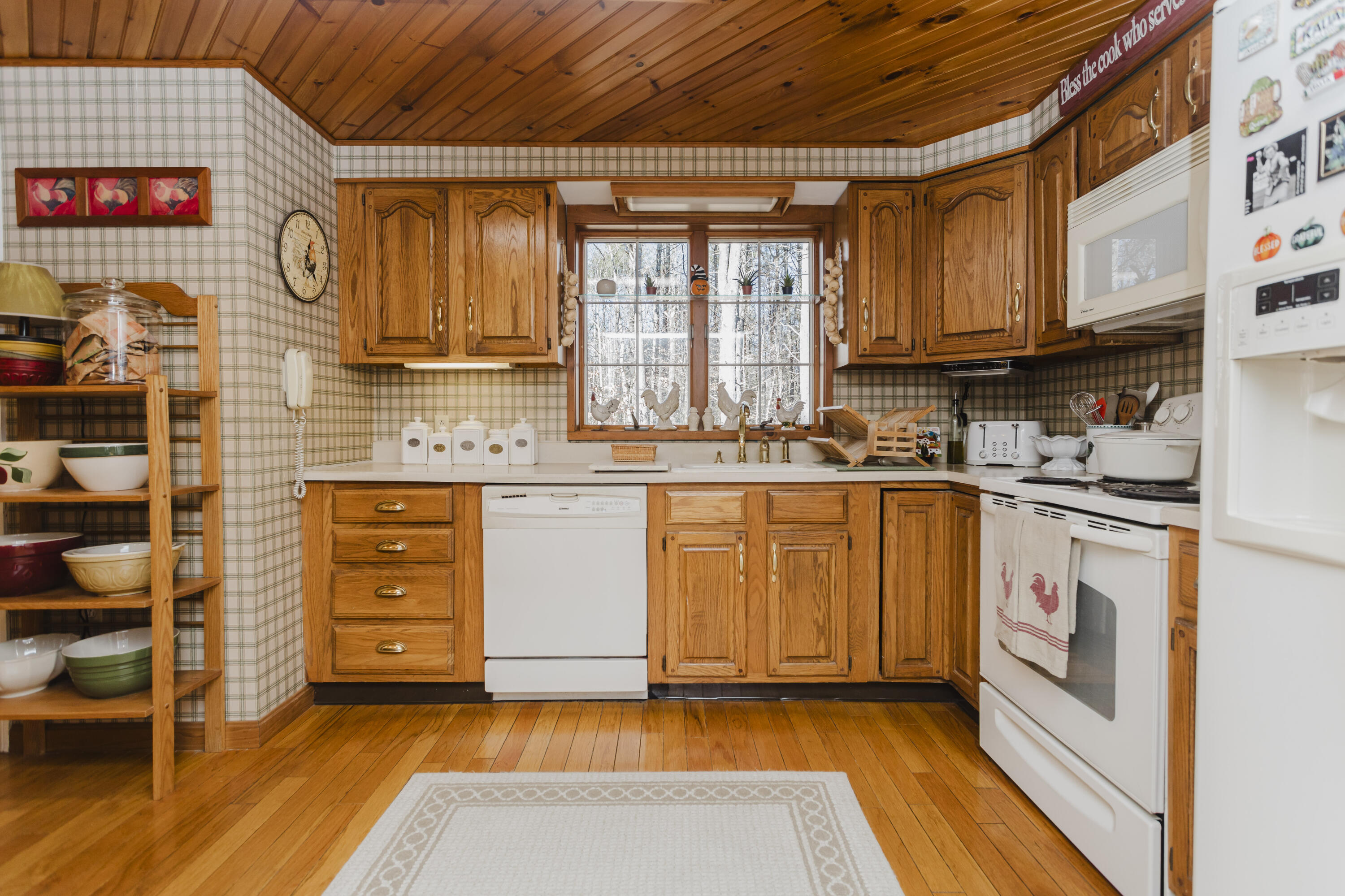 285 Yarmouth Road Gray, ME 04039 - Photo 4 of 29 Kitchen