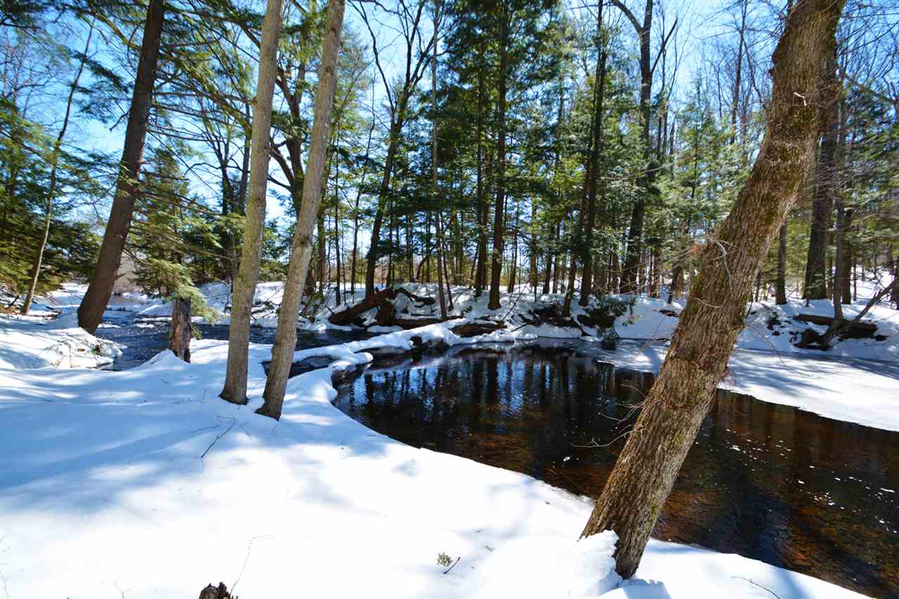 8 Tuttle Road Lee, NH 03861 - Photo 4 of 40