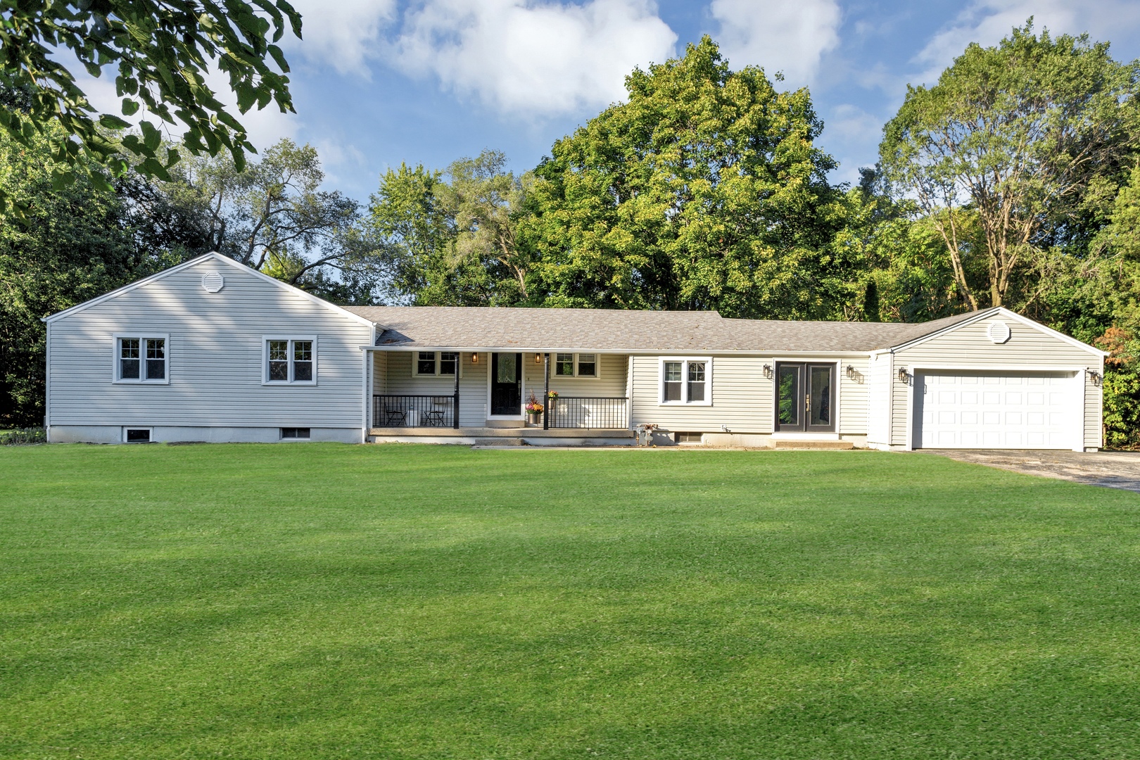 2101 South Street, Geneva, IL 60134 Compass