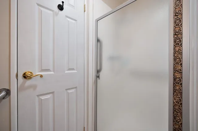 a view of empty room with windows