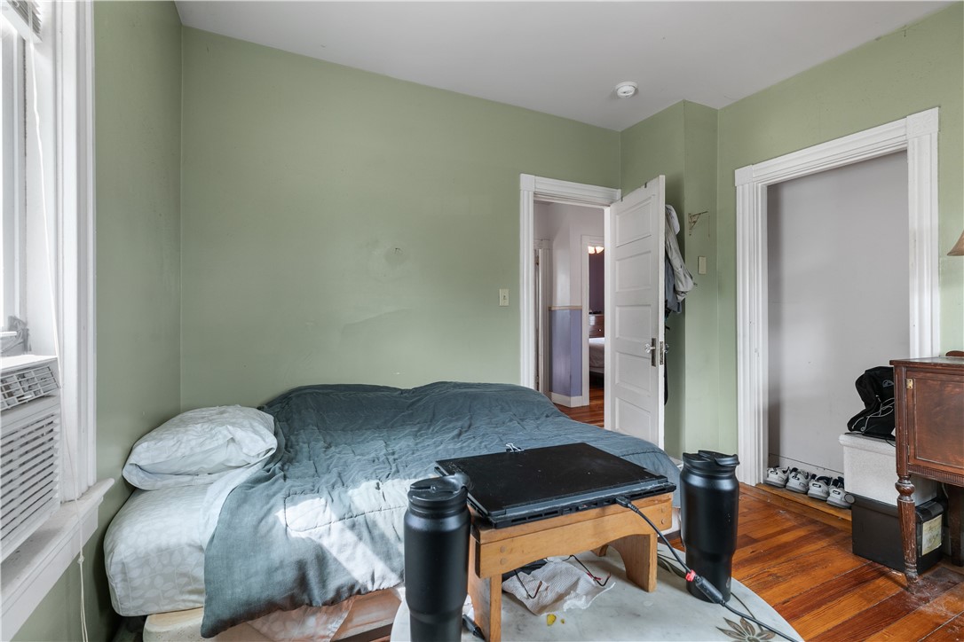 18 Bedlow Avenue Newport, RI 02840 - Photo 21 of 50 Bedroom 3