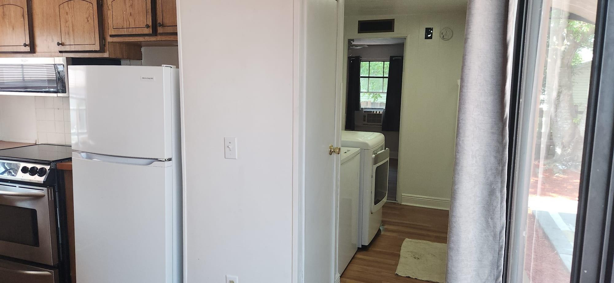 11868 Watergate Circle Boca Raton, FL 33428 - Photo 14 of 21 Unit 2: Kitchen / Laundry