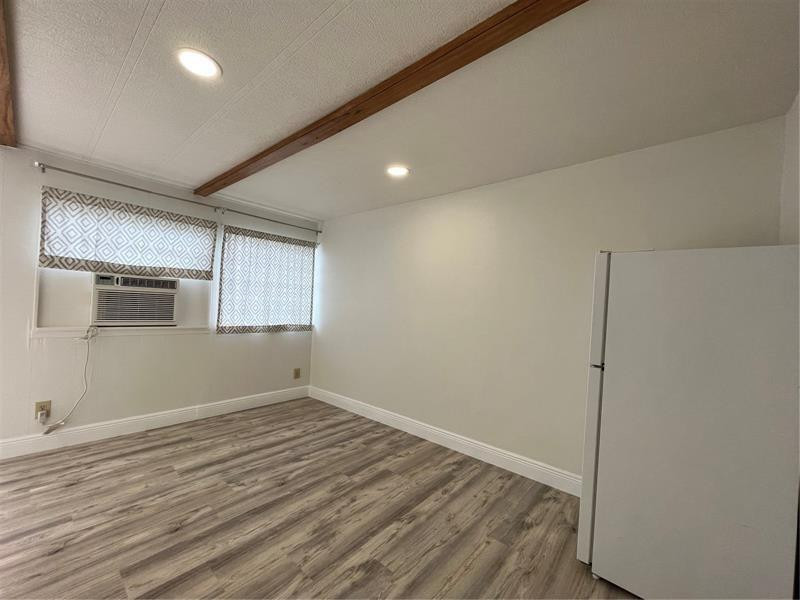 11868 Watergate Circle Boca Raton, FL 33428 - Photo 4 of 21 Unit 1: Living / Kitchen area