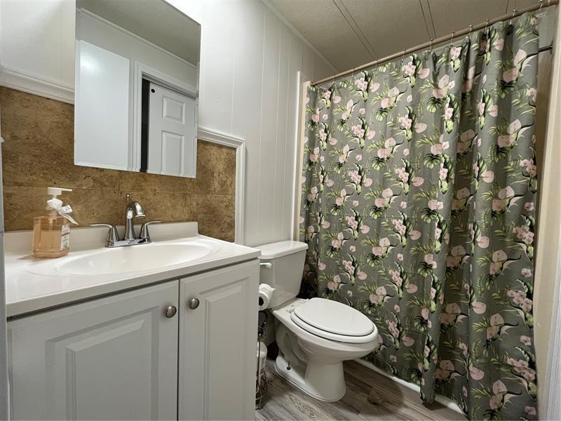 11868 Watergate Circle Boca Raton, FL 33428 - Photo 8 of 21 Unit 1: Bathroom