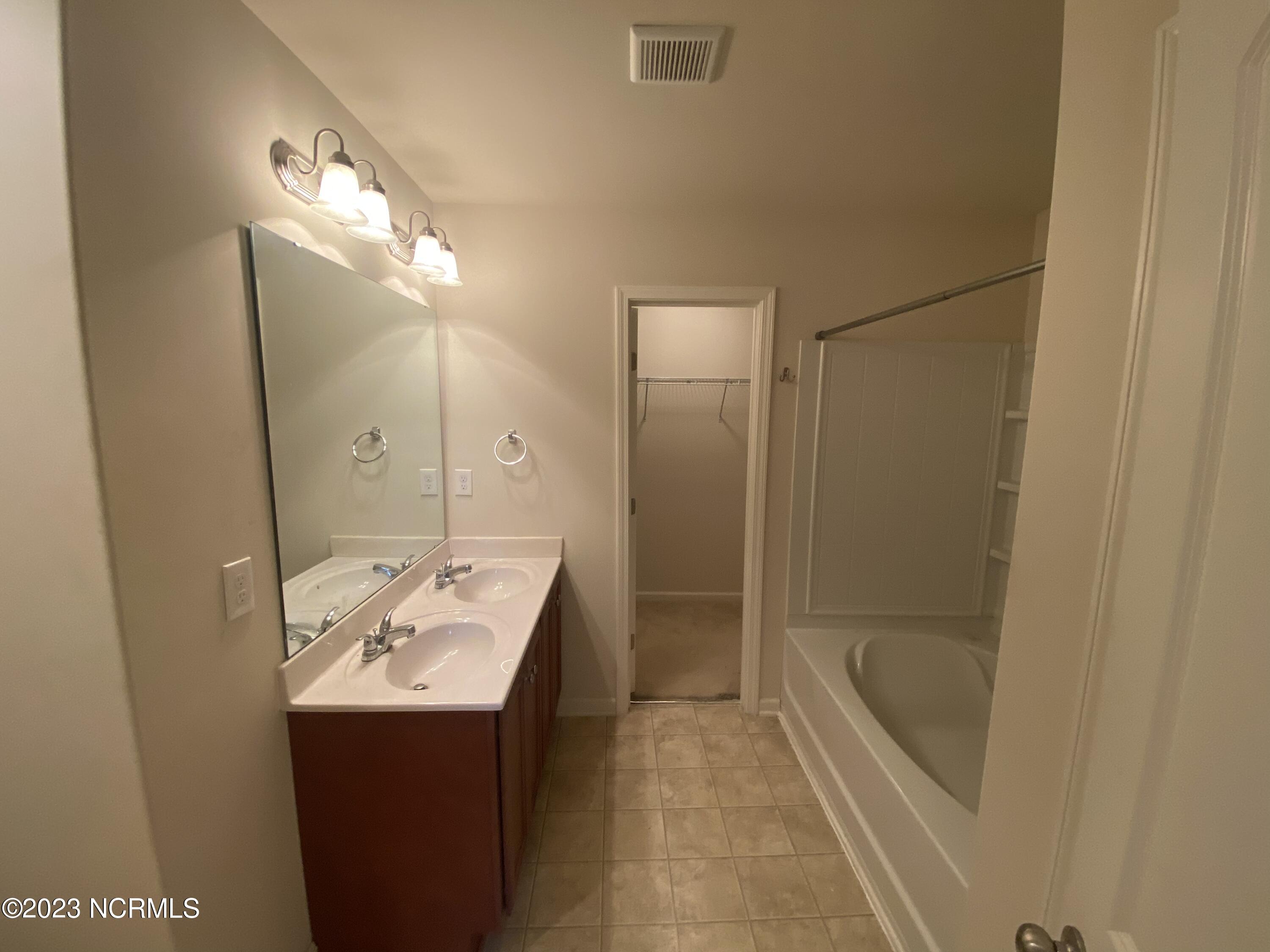 1498 Round Ridge Road Southeast Bolivia, NC 28422 - Photo 15 of 21 A2862375-9150-4D4E-925F-9D2D73BE1E34