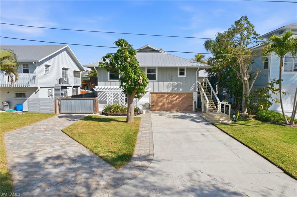 1286 Venetian Way Naples, FL 34110 - Photo 39 of 46