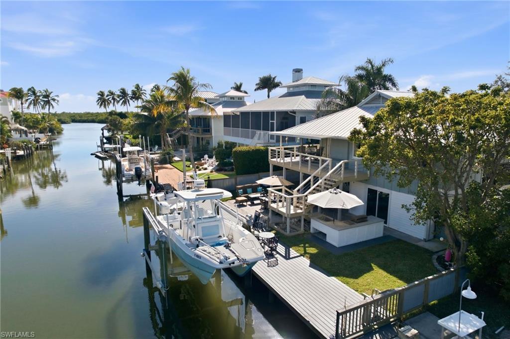 1286 Venetian Way Naples, FL 34110 - Photo 40 of 46