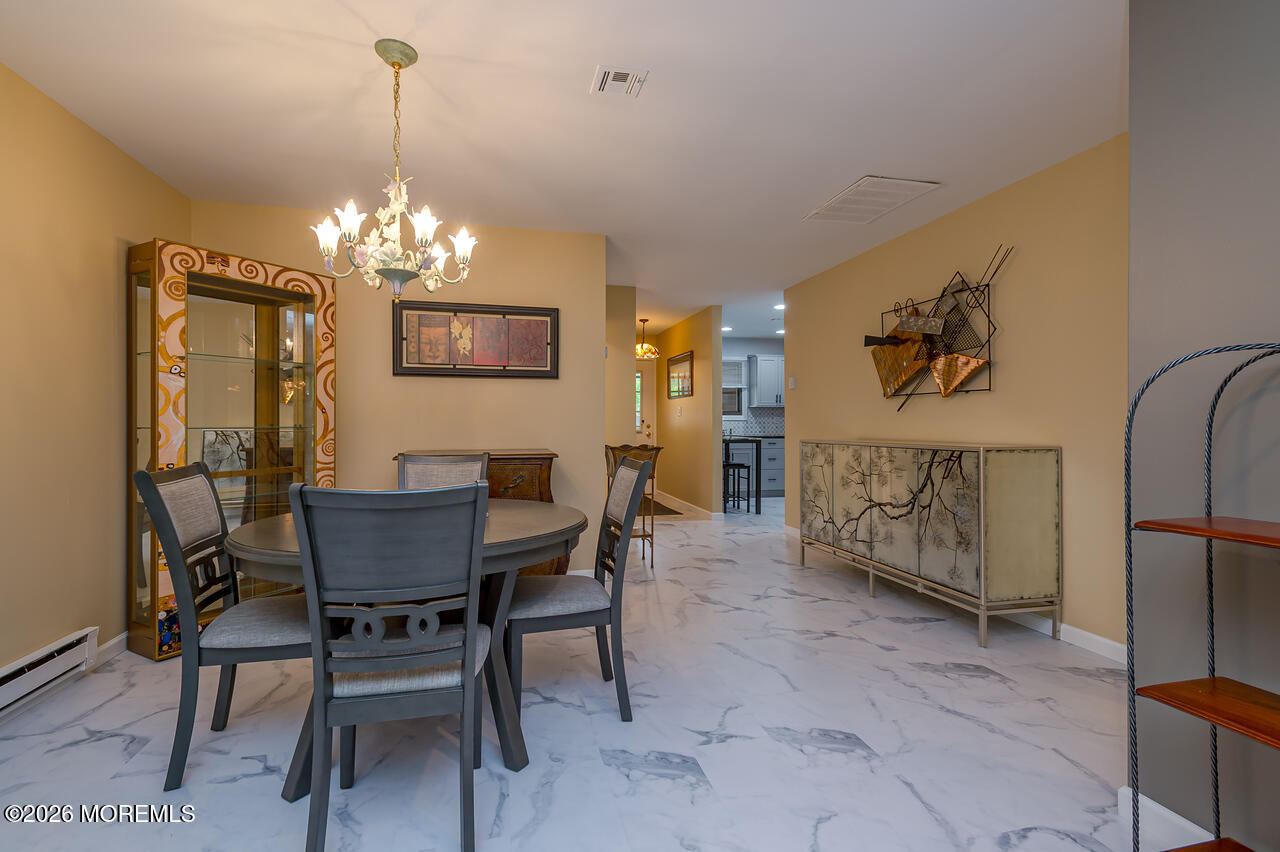 48 Ellsworth Court Red Bank, NJ 07701 - Photo 11 of 31 LR-9826