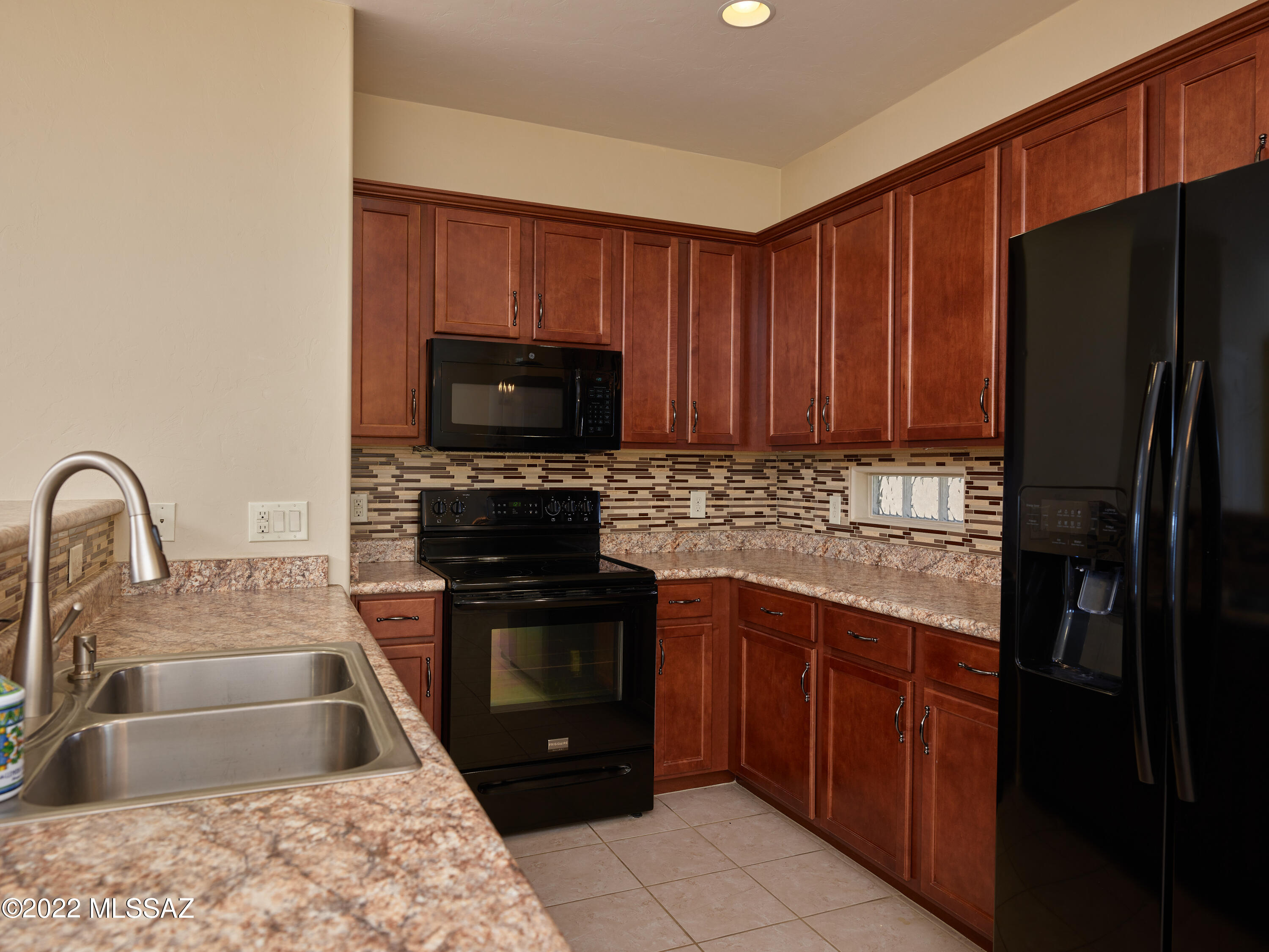 8742 North Norway Spruce Road Tucson, AZ 85743 - Photo 7 of 18