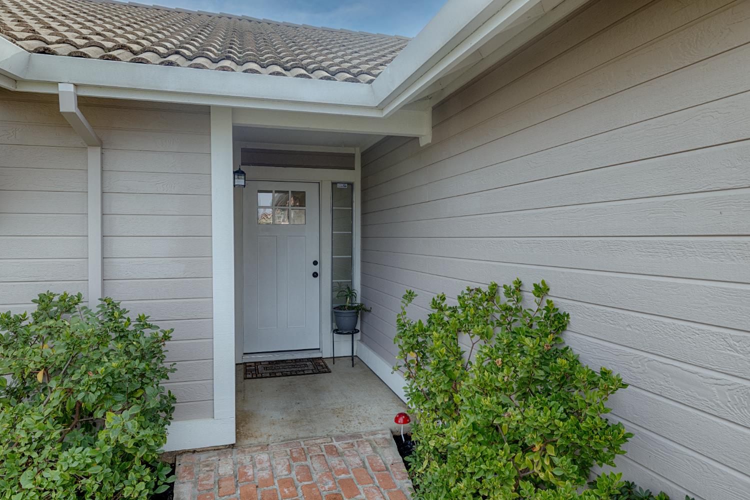 2420 Inverness Drive Lincoln, CA 95648 - Photo 4 of 25