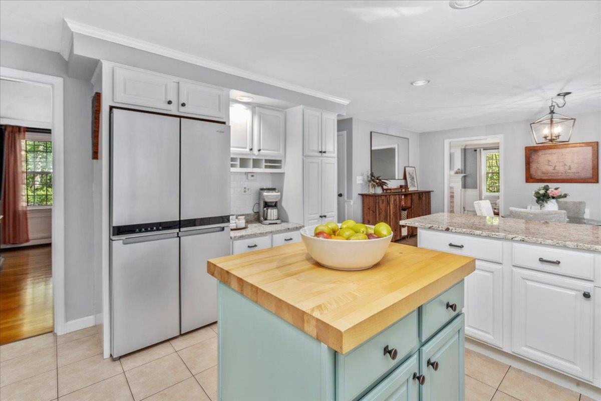 38 Old Farm Road Bedford, NH 03110 - Photo 11 of 60 Gallery Image 11