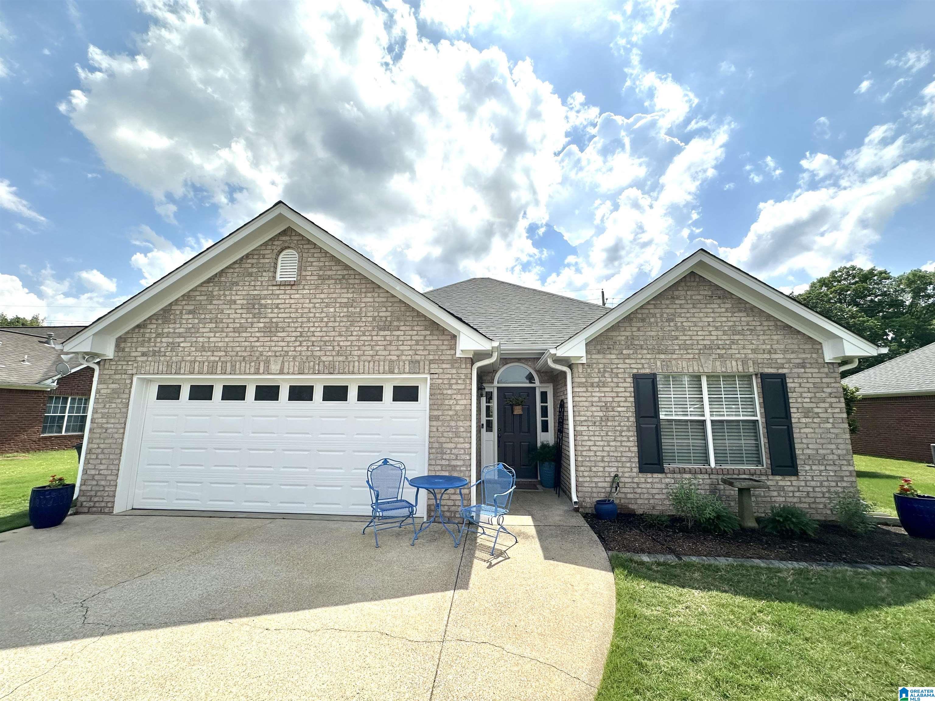 231 Hickory Point Lane Helena, AL 35080 - Photo 2 of 30