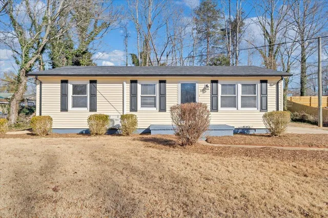 $155,000 | 232 Confederate Avenue, Martinsville, VA 24112