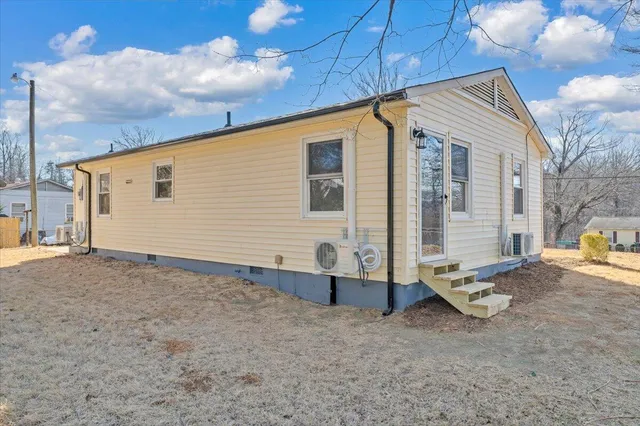 $155,000 | 232 Confederate Avenue, Martinsville, VA 24112