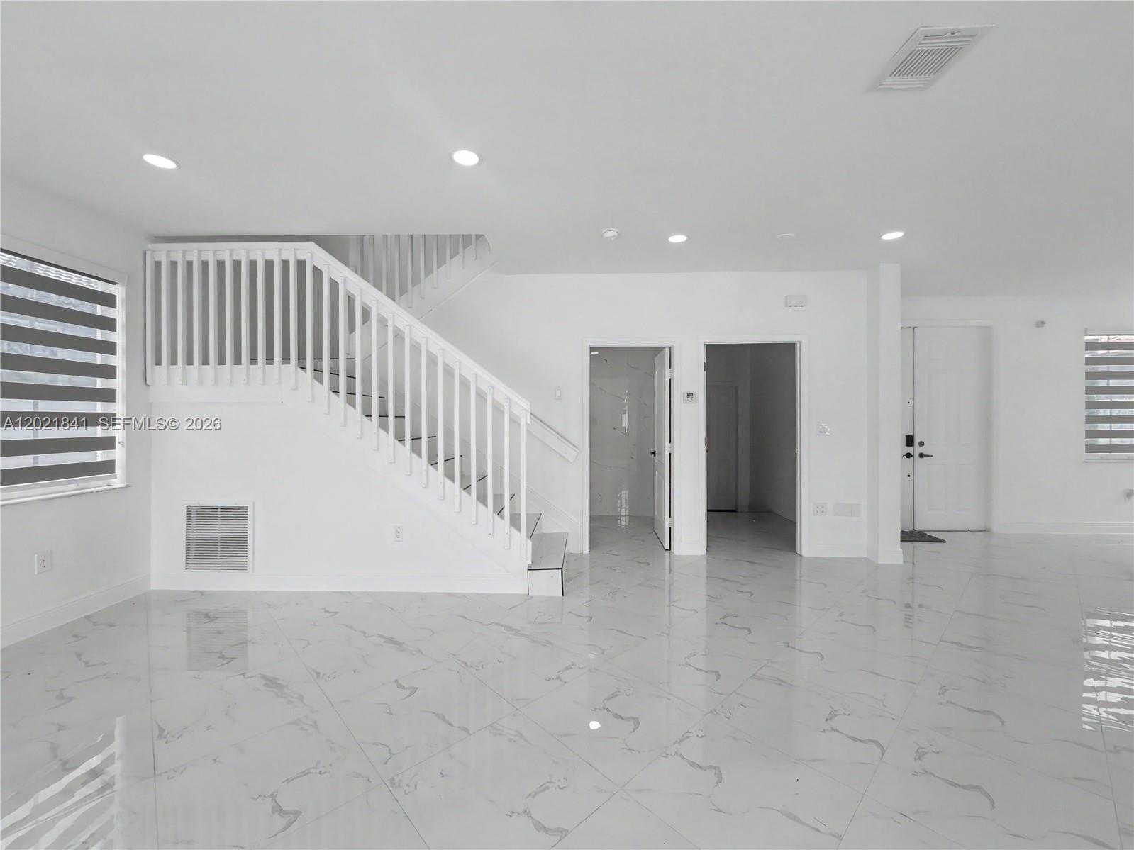 15486 Southwest 23rd Lane Miami, FL 33185 - Photo 10 of 33
