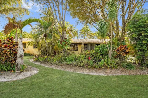 $1,025,000 | 8250 Southwest 95th Street, Miami, FL 33156