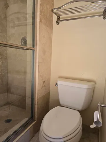 $2,500 | 12661 Westhampton Circle, Unit B 202, Wellington, FL 33414