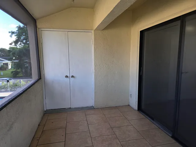 $2,500 | 12661 Westhampton Circle, Unit B 202, Wellington, FL 33414