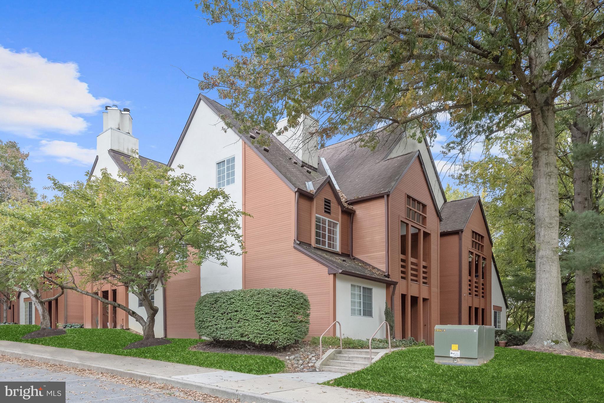 4920 Columbia Road, Unit 3 93 Columbia, MD 21044 - Photo 1 of 28 Welcome to 4920 Columbia Road #3 93!