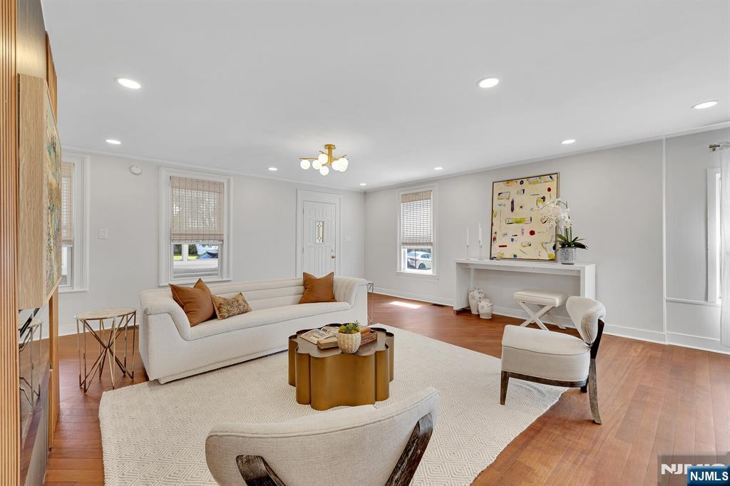 25 Riverview Avenue Rutherford, NJ 07070 - Photo 12 of 50
