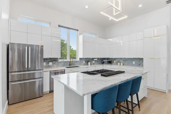$6,500 | 3859 Tartan Lane, Houston, TX 77025