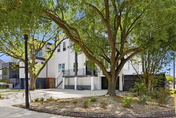 $6,500 | 3859 Tartan Lane, Houston, TX 77025