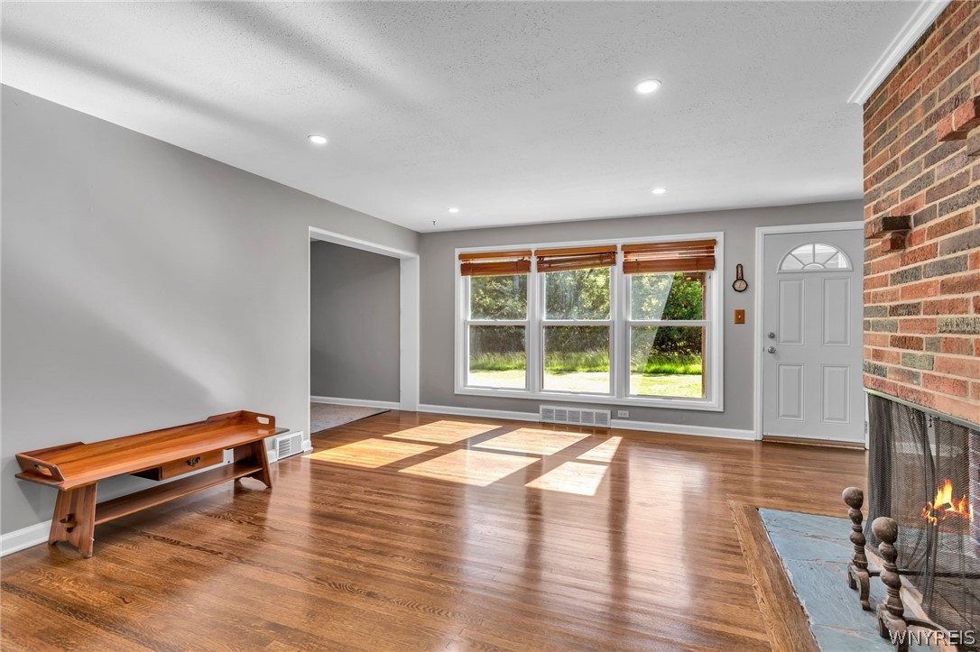 279 Getzville Road Amherst, NY 14226 - Photo 8 of 44