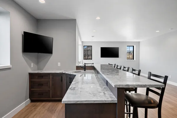 $2,995,000 | 2011 Labyrinth Lane, De Pere, WI 54115