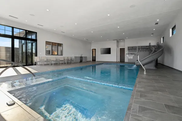 $2,995,000 | 2011 Labyrinth Lane, De Pere, WI 54115