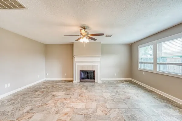 $2,410 | 2014 Harbour Cove Drive, Seabrook, TX 77586