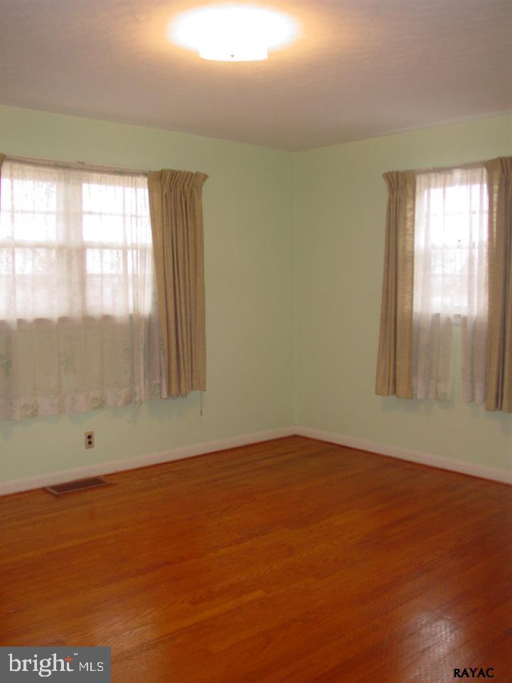 23 Merrin Road York, PA 17402 - Photo 20 of 36 Gallery Image 20